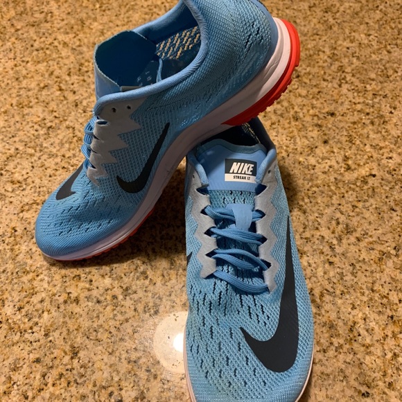 Nike Shoes - Nike Streak LT